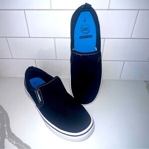 Wonder Nation Casual Slip On Sneakers Size 4